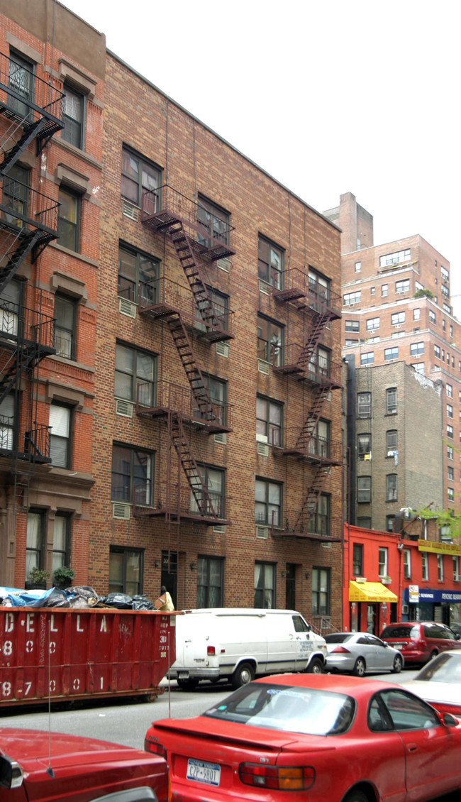 204-206 E 25th St in New York, NY - Foto de edificio - Building Photo