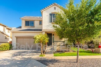 15315 W Wethersfield Rd in Surprise, AZ - Building Photo - Building Photo