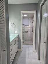 8205 NW 61st St, Unit B108 in Tamarac, FL - Building Photo - Building Photo