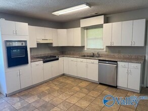 10804 Paradise Shores in Athens, AL - Building Photo - Building Photo