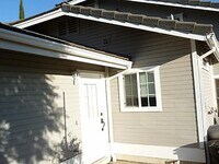 575 E 9th Ave photo'