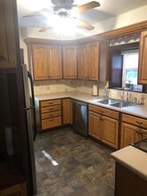 1336 Massachusetts St in Lawrence, KS - Building Photo - Building Photo