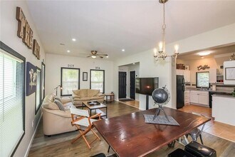 64 Moury Ave SE in Atlanta, GA - Building Photo - Building Photo