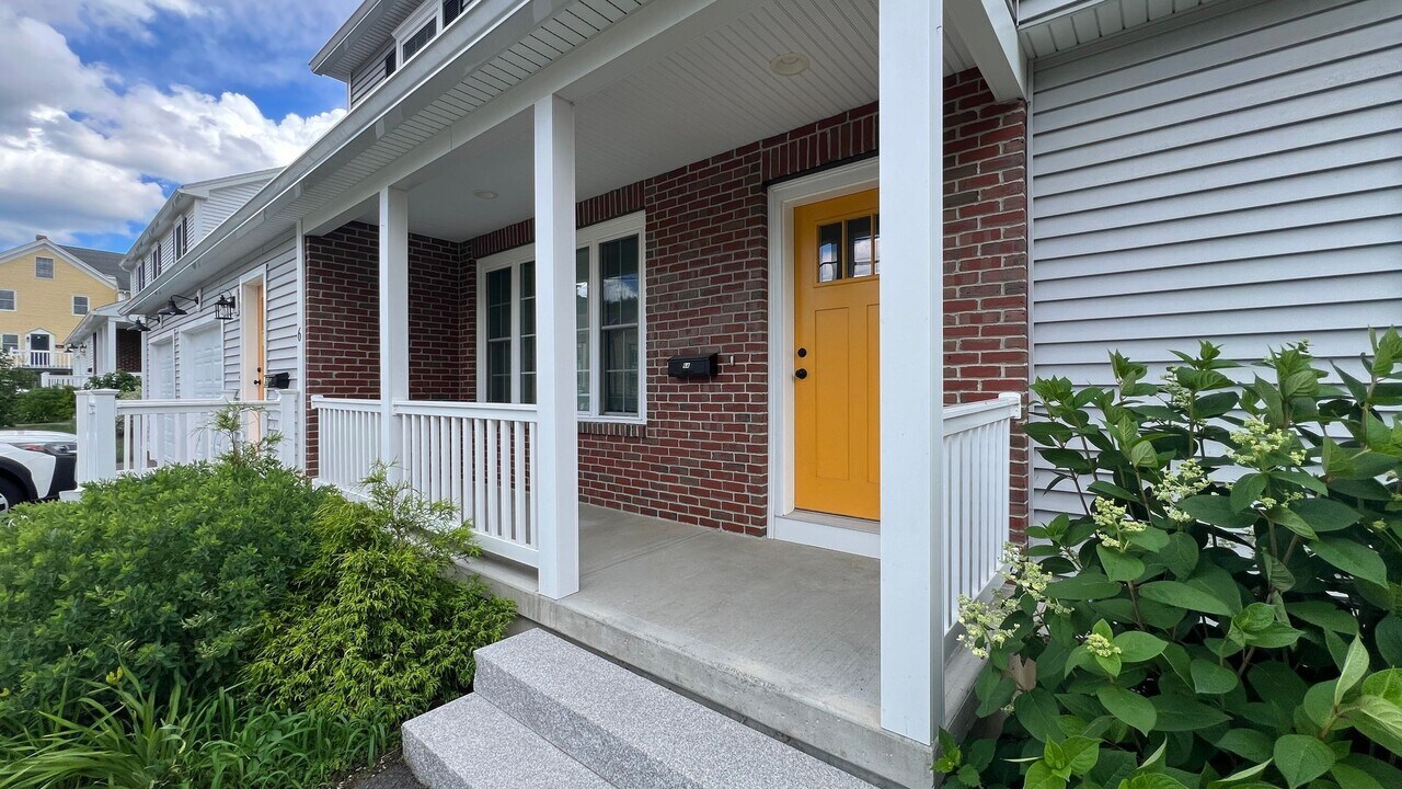 4-6 Ash St in Dover, NH - Building Photo