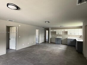 2810 NW 9th Ct in Fort Lauderdale, FL - Building Photo - Building Photo