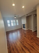 4369 Pacifica Way, Unit 4369 Pacifica Way unit 9 in Oceanside, CA - Building Photo