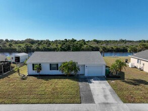 6628 Thorman Rd in Port Charlotte, FL - Building Photo - Building Photo