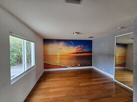 1922 Garfield St in Hollywood, FL - Building Photo