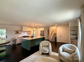 3012 Burnt Mill Rd in Charlotte, NC - Building Photo - Building Photo
