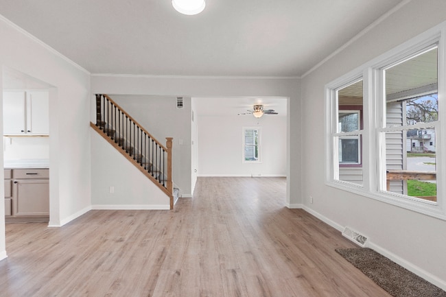 property at 617 E Randall St