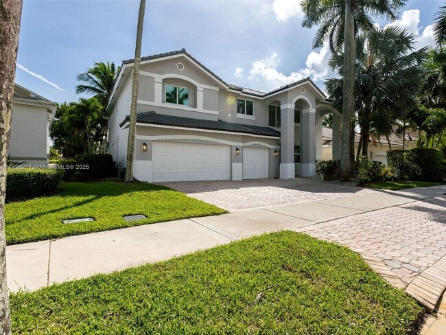 2538 Hunters Run Way in Weston, FL - Building Photo - Building Photo