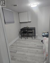 103 Fitzgibbon Ave in Toronto, ON - Building Photo - Building Photo