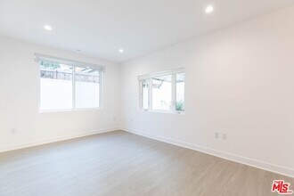 843 Wilcox Ave in Los Angeles, CA - Building Photo - Building Photo