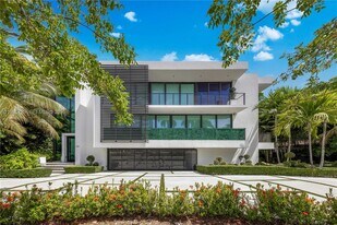 420 N Hibiscus Dr in Miami Beach, FL - Building Photo