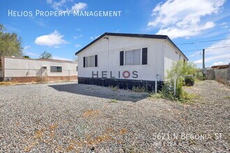 5621 N Begonia St in Casa Grande, AZ - Building Photo - Building Photo