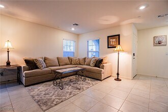 3628 Via Allegro in Henderson, NV - Building Photo - Building Photo