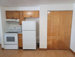 627 3rd St SE in Albany, OR - Building Photo - Building Photo