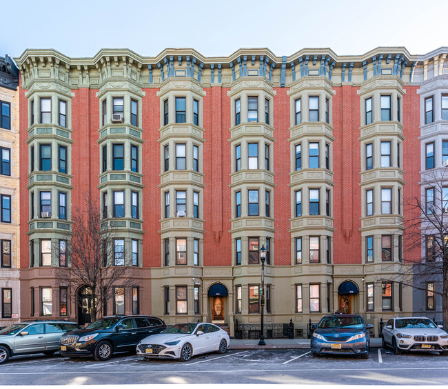 811 Washington St in Hoboken, NJ - Building Photo - Building Photo