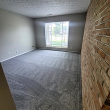 1103 W Maple St in North Canton, OH - Building Photo - Building Photo