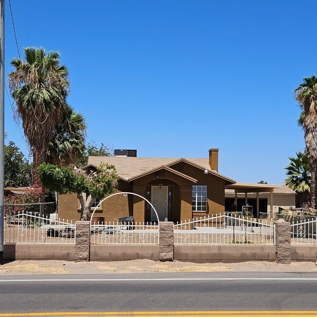 property at 4810 W 8th St
