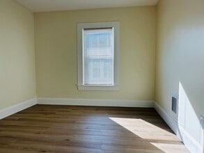 15 Baxter Ave, Unit 2 in Quincy, MA - Foto de edificio - Building Photo