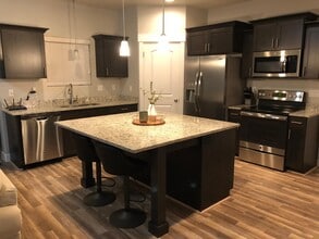 3753 E Cunninghill Drive in Eagle Mountain, UT - Foto de edificio - Building Photo