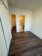 8 Interchange Wy in Vaughan, ON - Building Photo - Building Photo