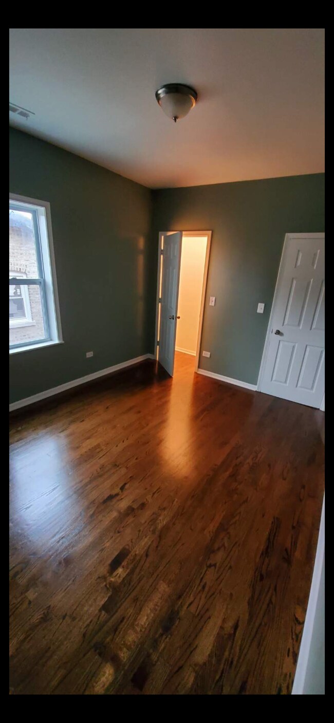9965 S Winston Ave in Chicago, IL - Building Photo - Building Photo