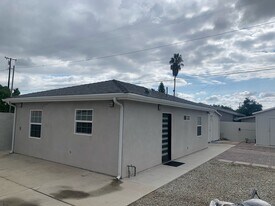 1730 Glenpark St in Pomona, CA - Building Photo