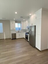 3155-3152 E San Juan Rd in Palm Springs, CA - Building Photo - Building Photo