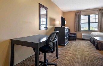 Furnished Studio - Itasca in Itasca, IL - Foto de edificio - Building Photo