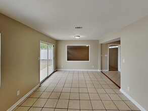 10927 Regency Dr in Jacksonville, FL - Building Photo - Building Photo