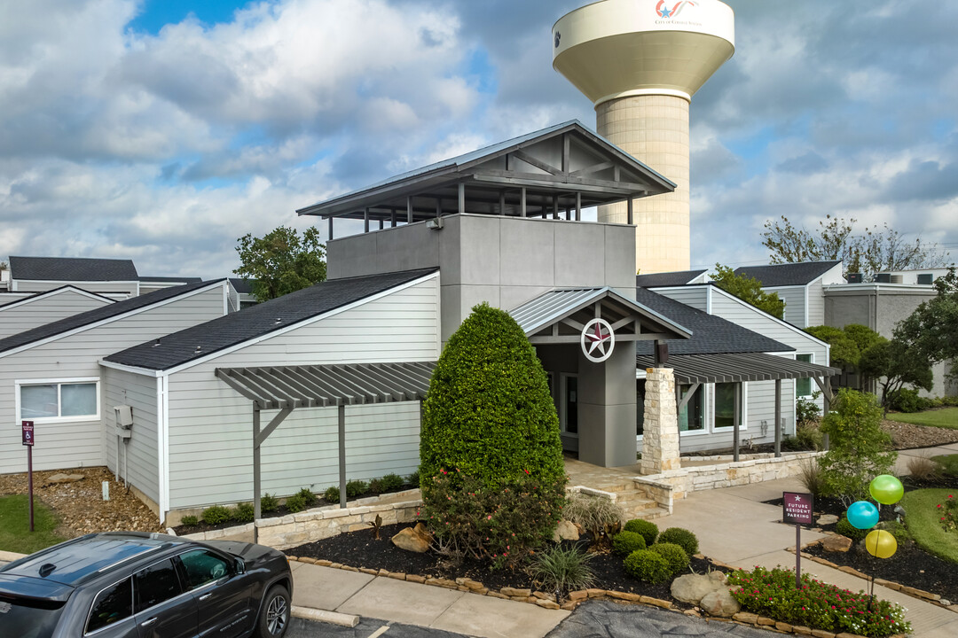 Tower Park Apartments in College Station, TX - Building Photo