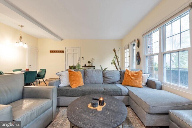 3400 Gunston Rd in Alexandria, VA - Building Photo - Building Photo