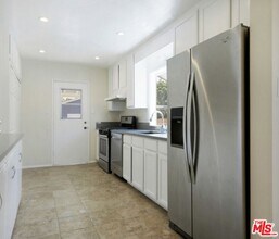 4156 Chase Ave in Los Angeles, CA - Building Photo - Building Photo