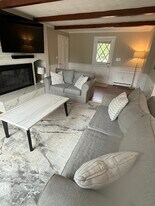 20 Highwood Way in North Andover, MA - Building Photo