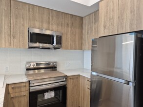 416 Royal Ave in Kelowna, BC - Building Photo - Building Photo