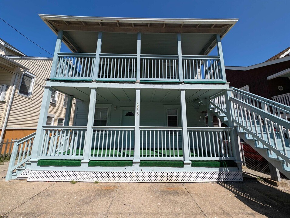 2905 Arctic Ave-Unit -1 in Atlantic City, NJ - Building Photo