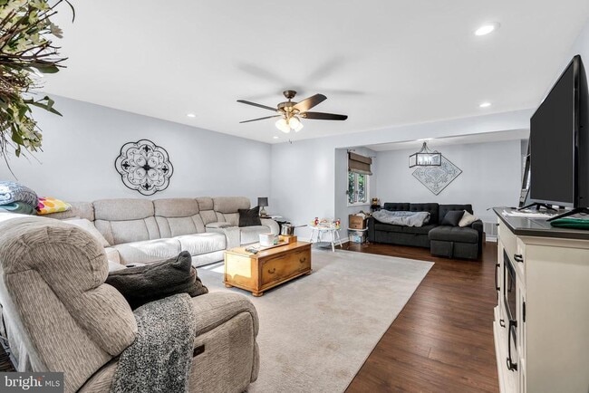 2 Leicester Ln in Ewing Township, NJ - Building Photo - Building Photo