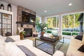 1498 Elk Run Pl SE in North Bend, WA - Building Photo - Building Photo