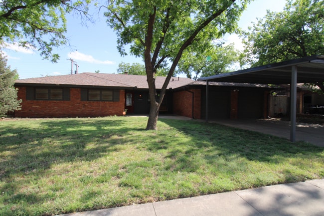 property at 4633 30th St