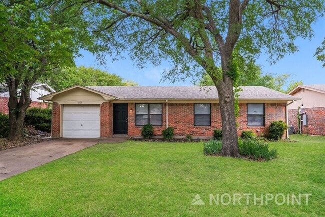property at 803 Lisa Ln