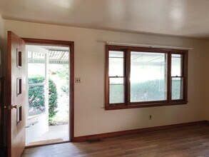 417 E Hillside Dr in Bloomington, IN - Building Photo - Building Photo