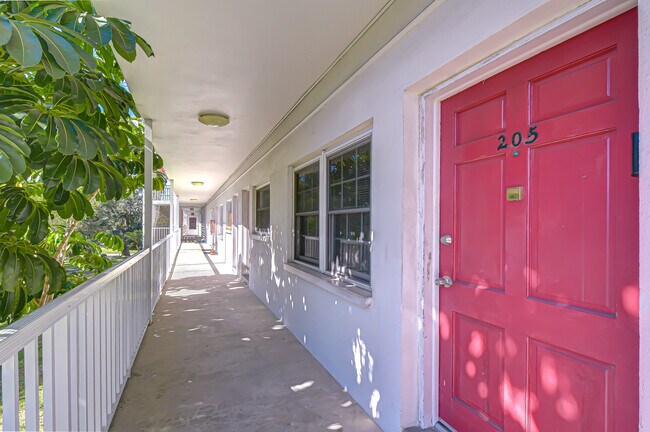 5155 9th Ave N in St. Petersburg, FL - Building Photo - Building Photo