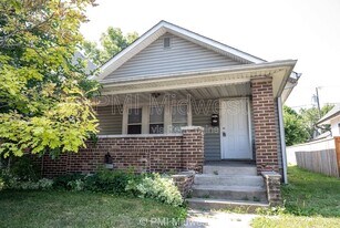 1529 E Ohio St in Indianapolis, IN - Building Photo