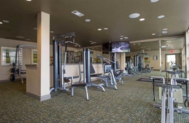 3333 Weslayan St in Houston, TX - Foto de edificio - Building Photo