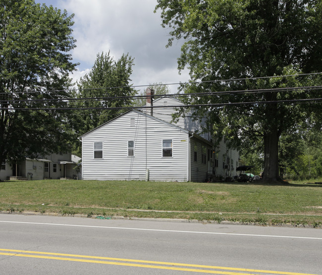 9723 E Center St in Windham, OH - Building Photo - Building Photo