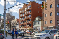 142-15 Cherry Ave in Flushing, NY - Foto de edificio - Building Photo