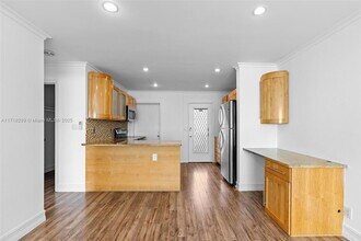 1250 E Sample Rd in Pompano Beach, FL - Building Photo - Building Photo