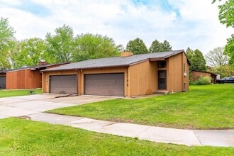1703 St Agnes Dr in Green Bay, WI - Building Photo - Building Photo